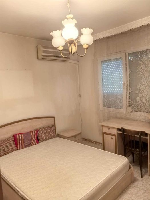 Продава се Тристаен апартамент в Плевен, Дружба 4 - 89 кв.м за 1034 €/кв.м - Снимка #4