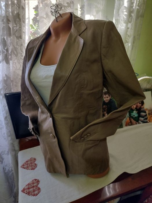 Fuste, pulovere, compleu cu fusta , pantaloni lungi, sacou