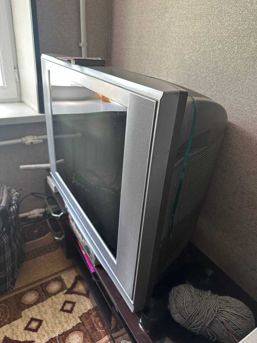 Продам цветной телевизор