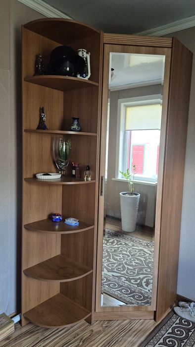 Продается прихожая.