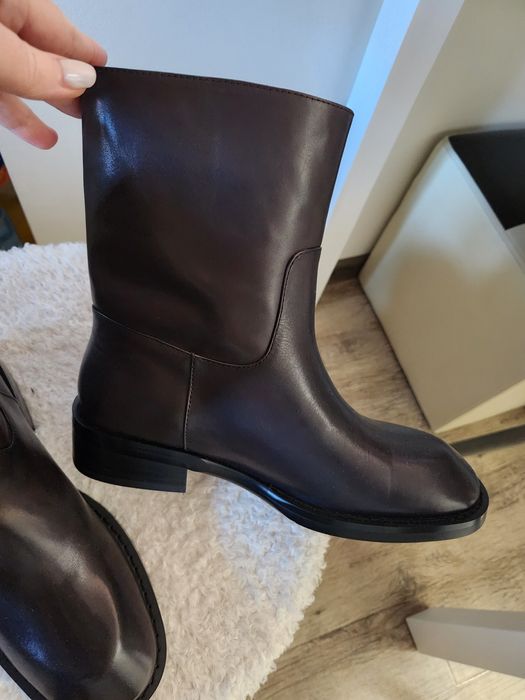 Ghete  din piele Musette