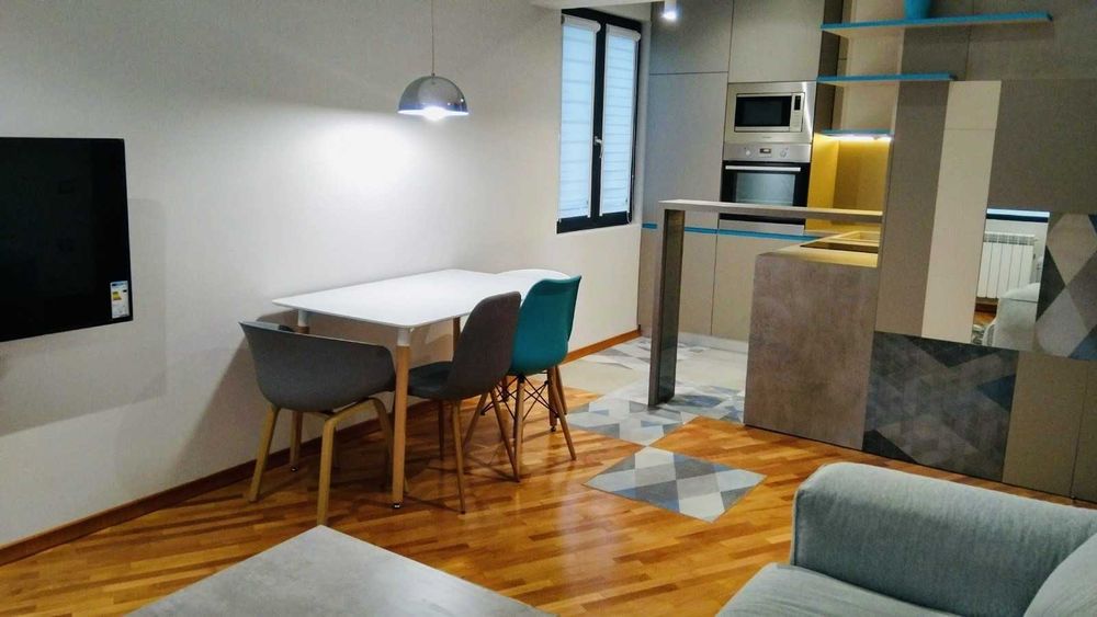 Двустаен апартамент в Изток