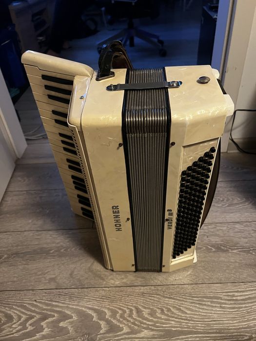 Acordeon Hohner Verdi IIIB 120basi