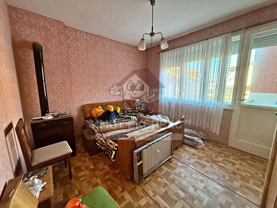 Продава се Етаж от къща в Асеновград - 173 кв.м за 521 €/кв.м - Снимка #7