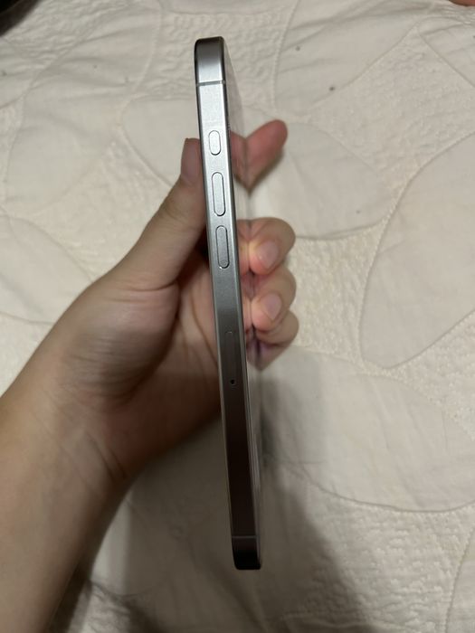 продаю Iphone 15 pro max в отличном состоянии