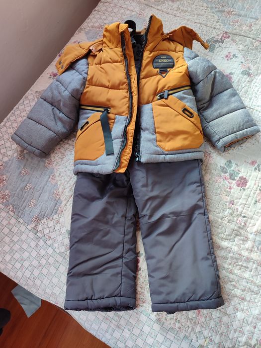 Қыстық куртка шалбарымен