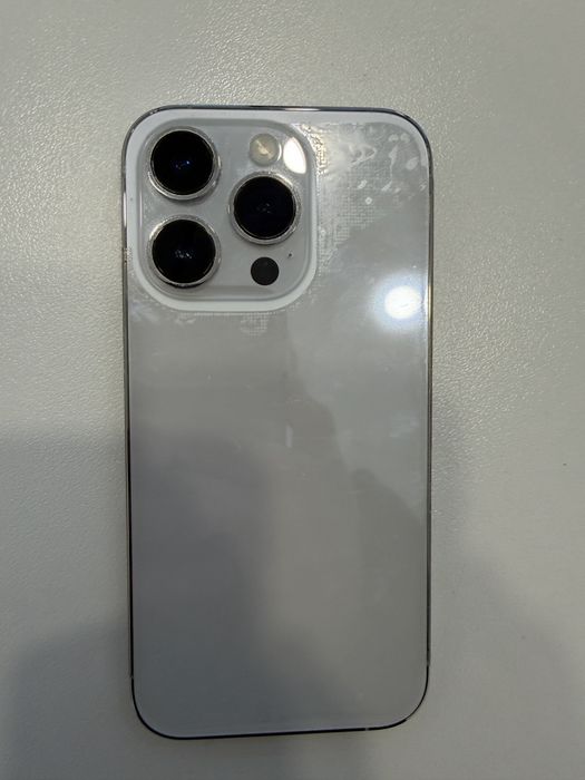 Продам iPhone 14 Pro 128GB.