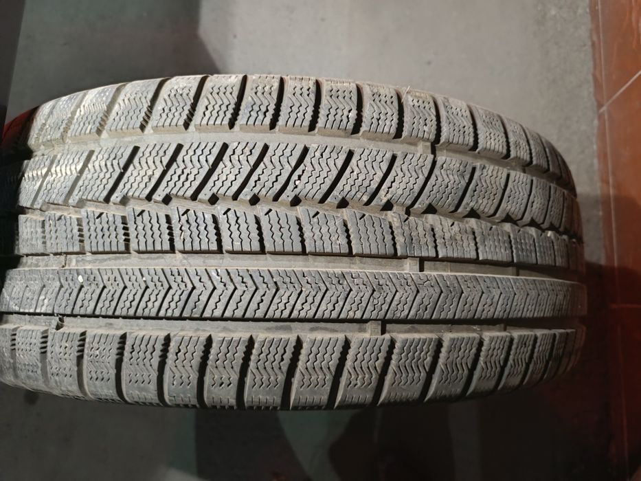 Продам 1 шт 255 55 R19