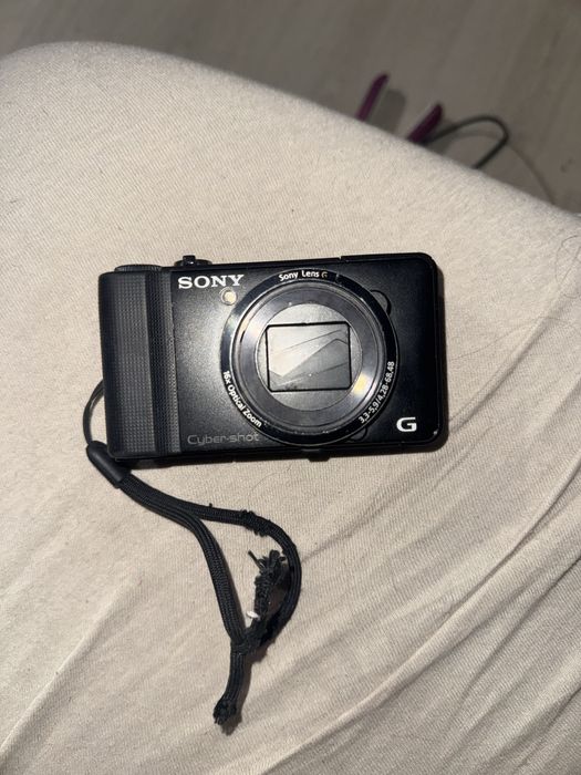 Sony Cyber-shot DSC-HX9V