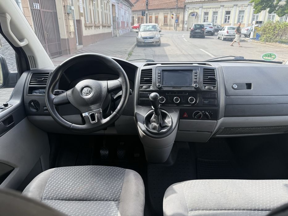 Volkswagen T5 Kombi