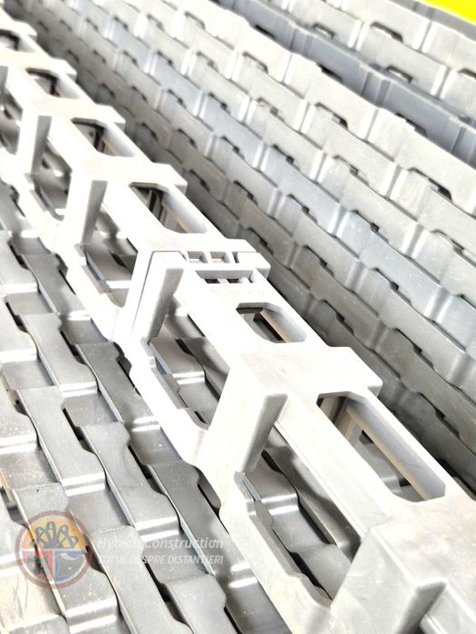 Distantier Rigla pentru folie