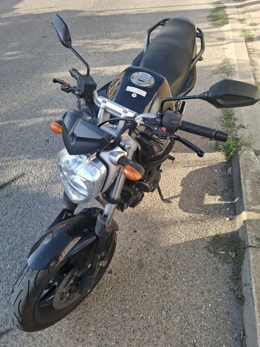 YAMAHA FZ600 Nov Vnos