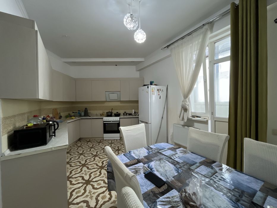 3 ком в центре Астаны 108,8м2