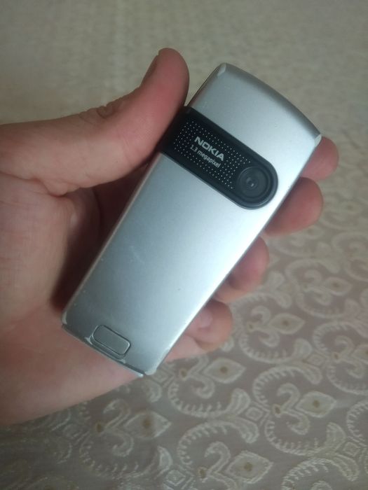 Nokia 6230i sotladi rodnoy