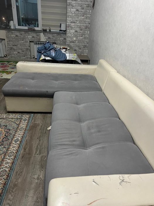 Продам угловой диван