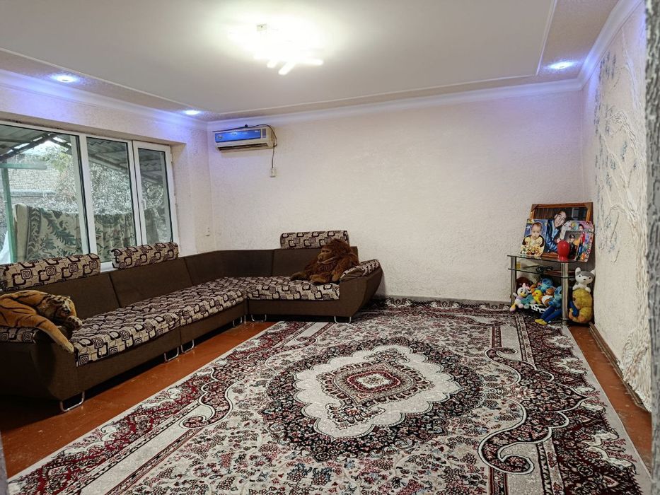 Срочно ер уй сотилади