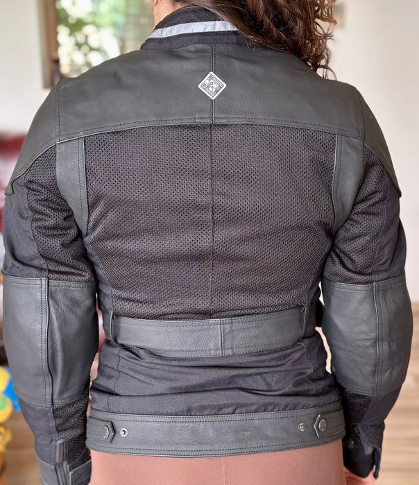 Чисто ново дамско мото яке S размер