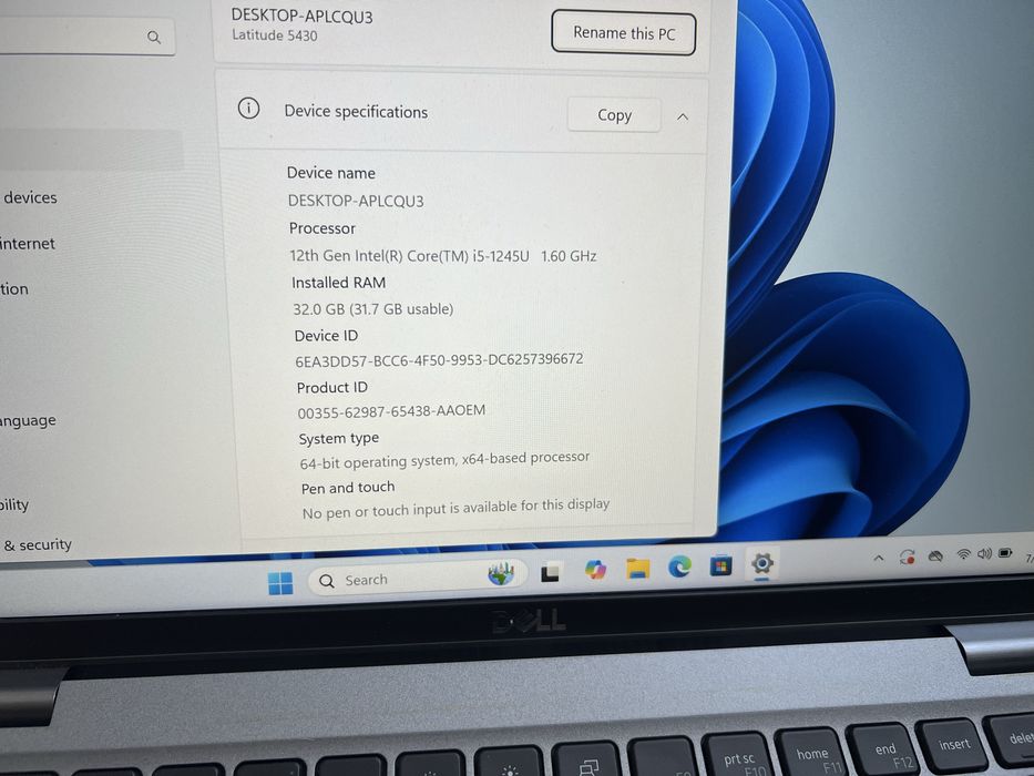 Laptop Dell Latitude 5430 i5-1245u 32 GB Ram 512/SSD 14.1” FHD Stare foarte buna !