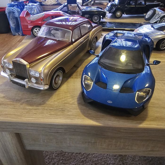 Colecție / Lot Mașinuțe Scară 1:8