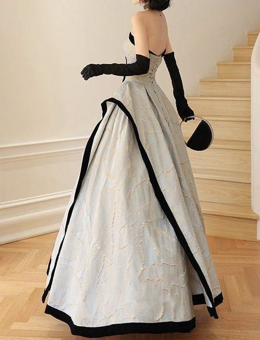 Продам вечернее платье, размер s,m прокат есть