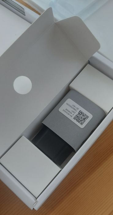 Чисто нов Lenovo Tab M8 (4th Gen) + Оригинален калъф (Само отварян / Тестван)