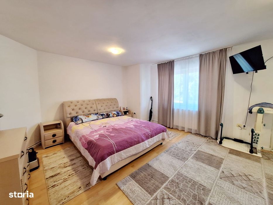 Vila 4 camere, garaj, utilată, Bacău,Cartierul CFR