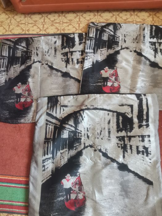 Чехлы для  подушек