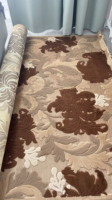 Продам ковер в отличном состоянии