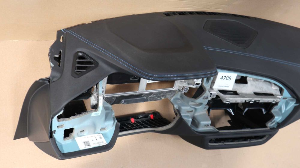 Арматурно табло БМВ Z4 Г29 BMW Z4 G29 налични 3 табла