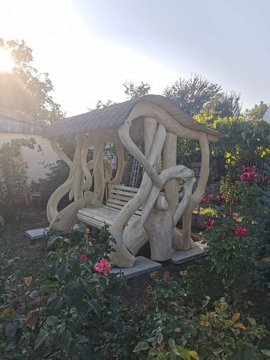 Leagane din lemn masiv