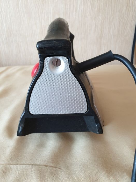 Продам утюг советский