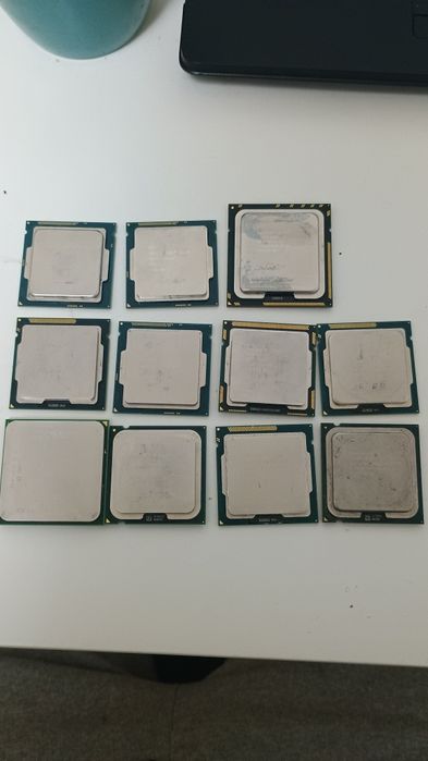 Lot procesoare Intel i3 i5 i7