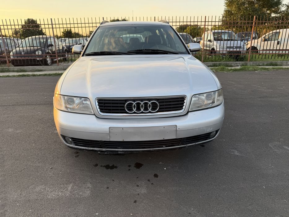 Audi A4 1.9 TDI 110к.с. Комби / Клима