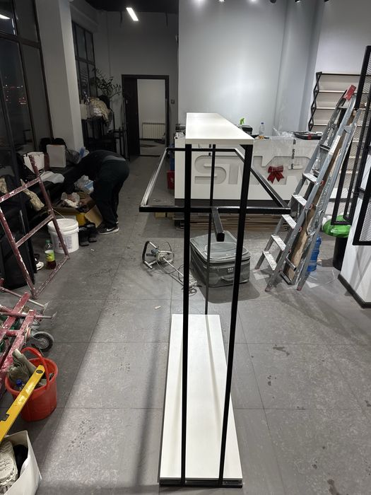 Стенды для одежды