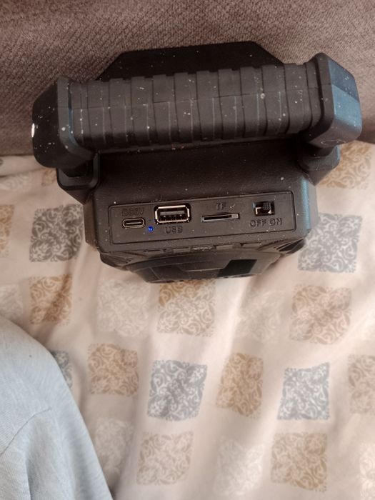 Продаю колонка Singe BT1305