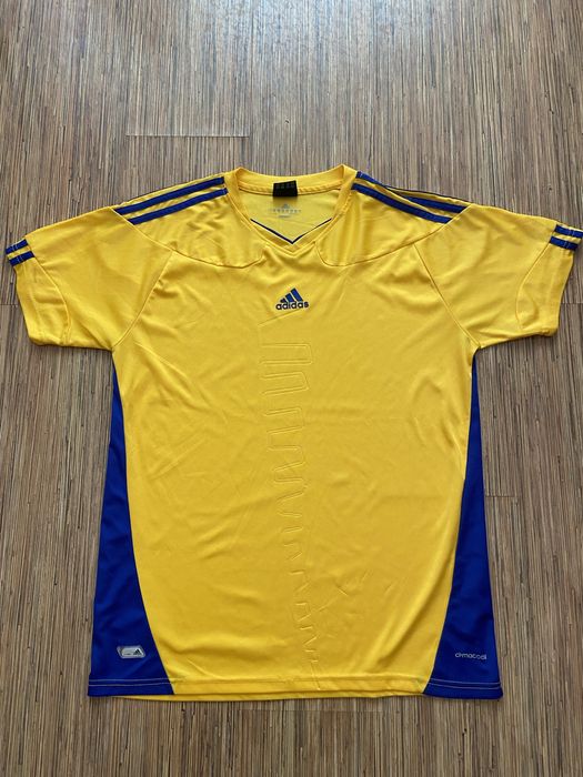 футбольные вещи качественные