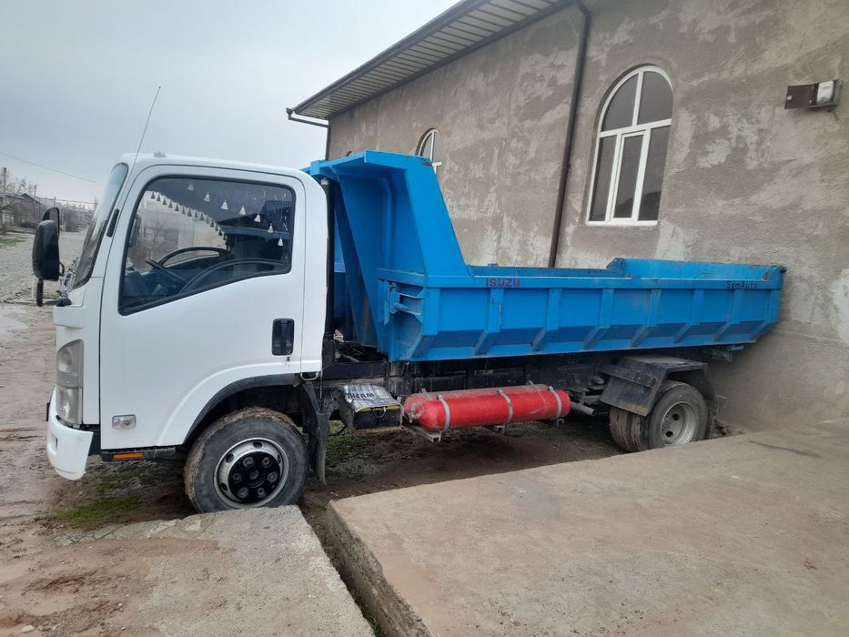 Афтобусдан ясалган