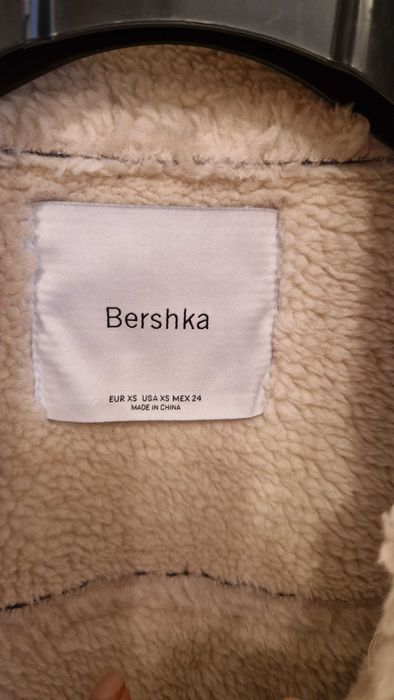 Зимно яке Bershka