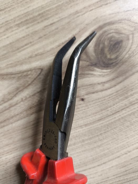 Нови профи. истински инструменти Knipex