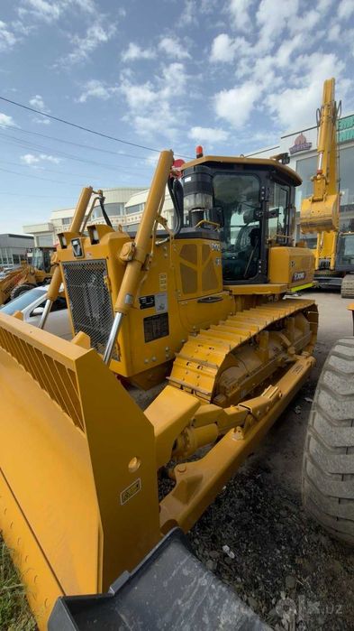Бульдозер XCMG с рыхлителем  2026й