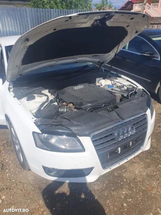 Motor complet fara anexe Audi A5 an 2011 tip Cah Caha 2.0 tdi 170 cp cutie viteza manuala alternator electromotor pompa inalta portiera usa spate planetara etrier fuzeta lampa stop stopuri tripla hayon stanga dreapta Audi TT A4 B8 A6 C6 C7 Q5 Seat Exeo