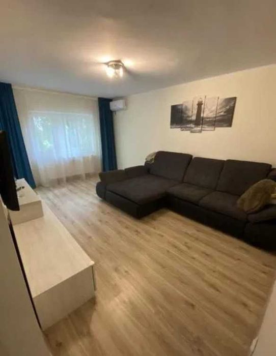 Четиристаен апартамент Хр.Смирненски