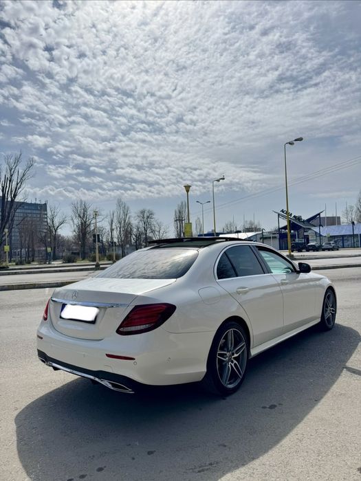 Mercedes E class