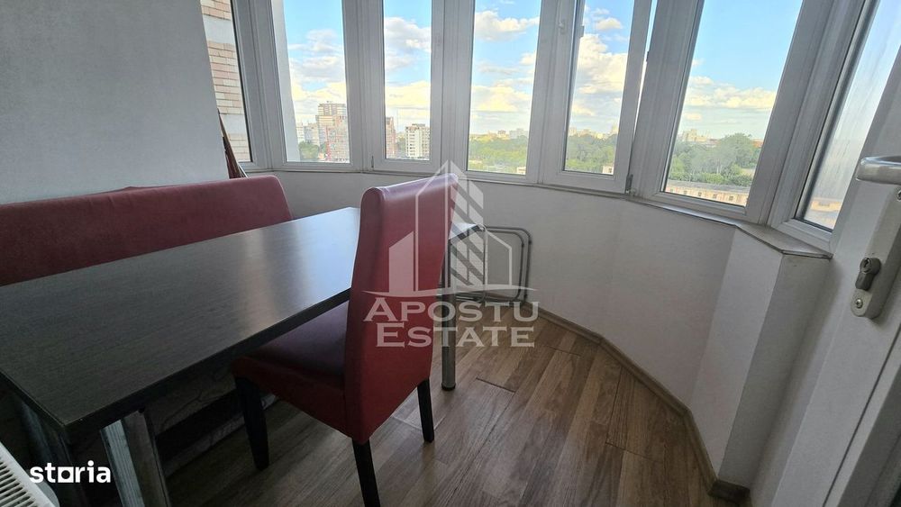 Apartament de vanzare cu 4 camere, etaj intermediar, Circumvalatiunii