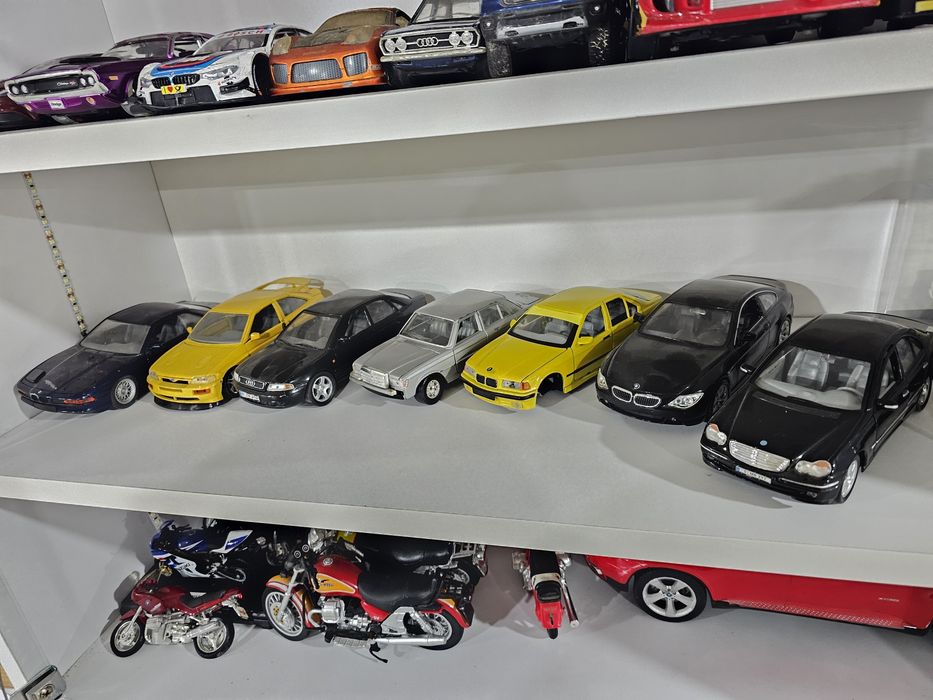 Модели - 1/18-  1/24