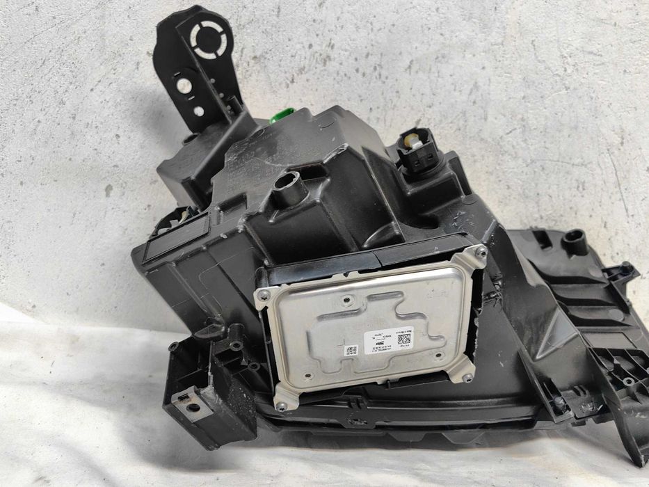 Оригинален фар Jeep Avenger Full Led 2024