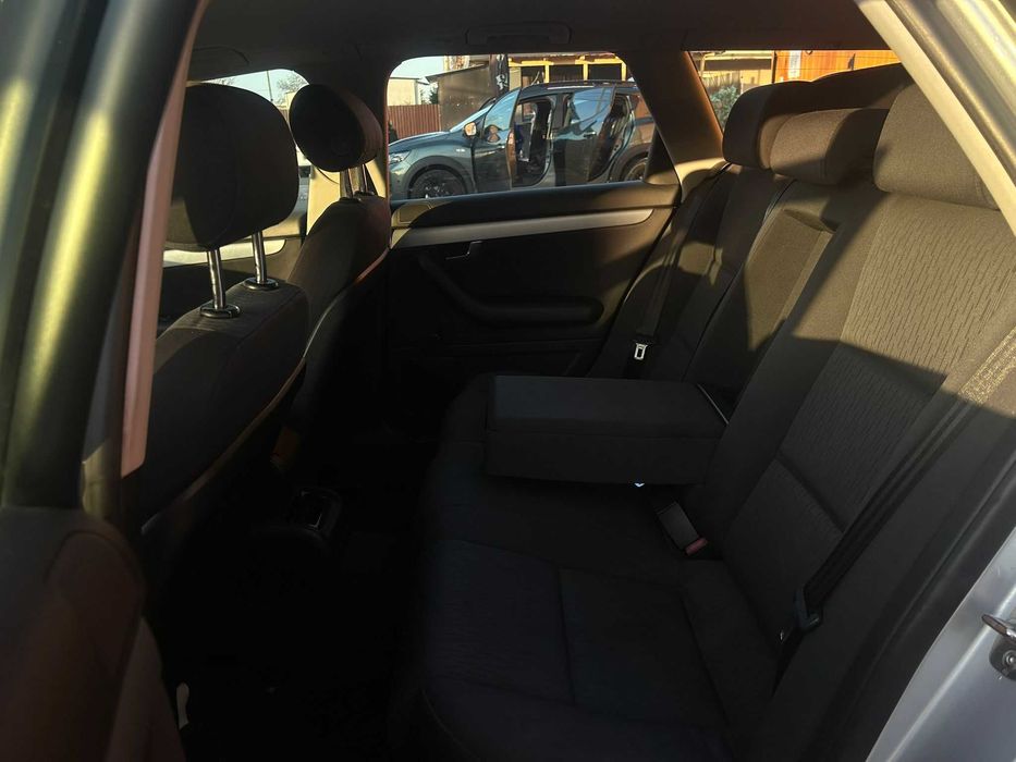 AUDI A4 2006 — imagine 9