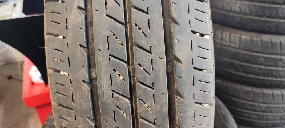 2бр.летни гуми 215/65/16C Lassa