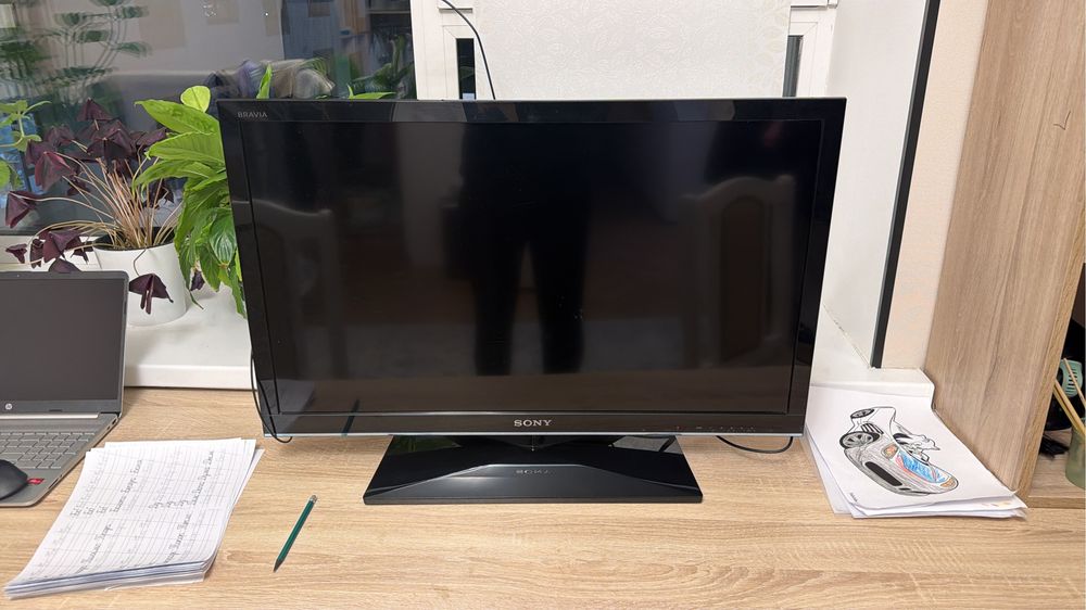 Телевизор SONY  МОДЕЛЬ: KDL- 32EX343 в хорошем состоянии б/у