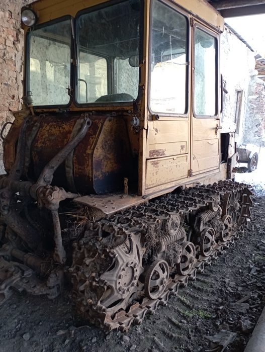 Продам трактор ДТ 75.